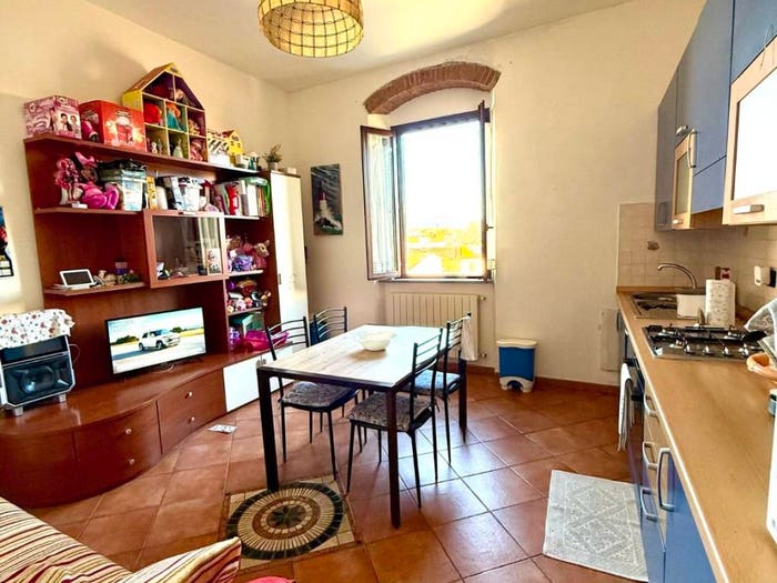 Appartamento bilocale in vendita in Via Pio Alberto del Corona, Cisternone, Livorno