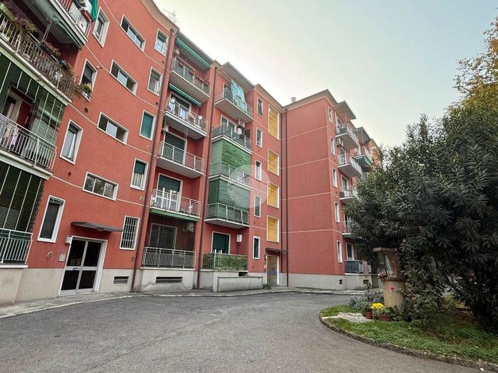 Appartamento bilocale in vendita in Via Lorenteggio, Giambellino, Milano