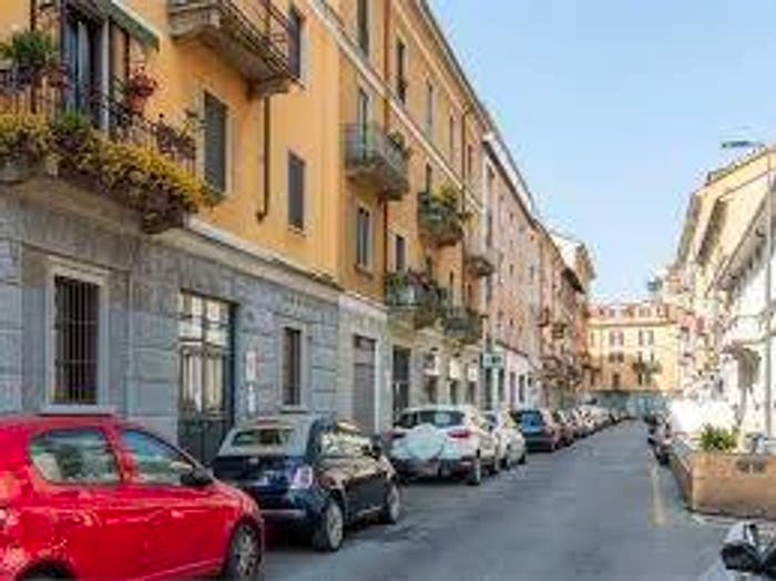 Appartamento trilocale in affitto in Via Bezzecca, Cadore, Milano