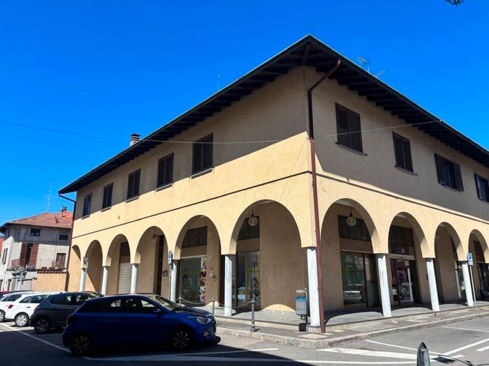 Appartamento trilocale in vendita in Via Taglioretti A, Lonate Ceppino