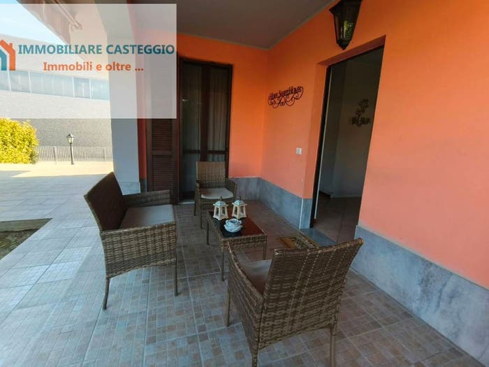Casa quadrilocale in vendita in strada delle Robinie, Centro, Santa Giuletta