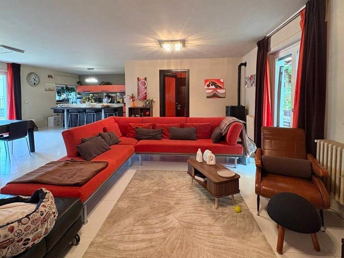 Casa con 6 locali in vendita in via Pieroni, San Cassiano, Alba