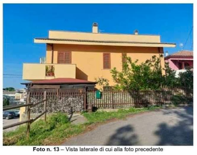 Appartamento con 5 locali in vendita in Via Cavalieri di Vittorio Veneto, Centro, Pianella