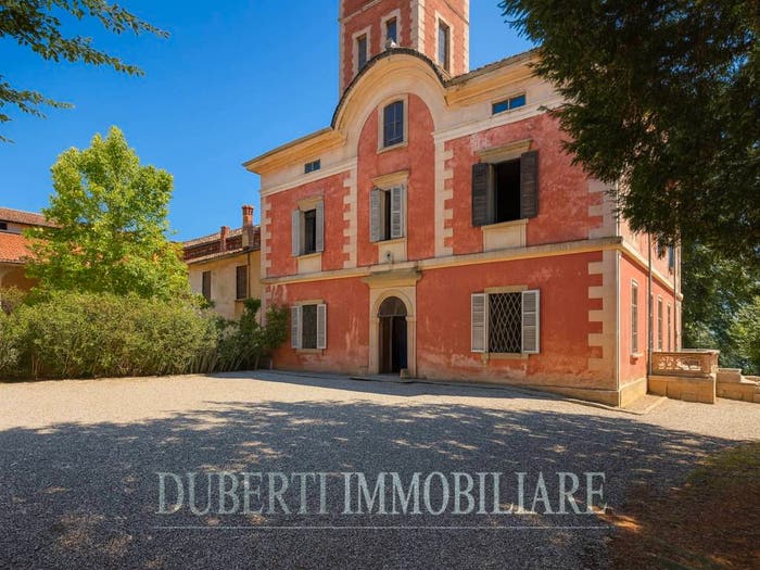Casa con 6 locali in vendita in Via Giuseppe Giusti, Cantello