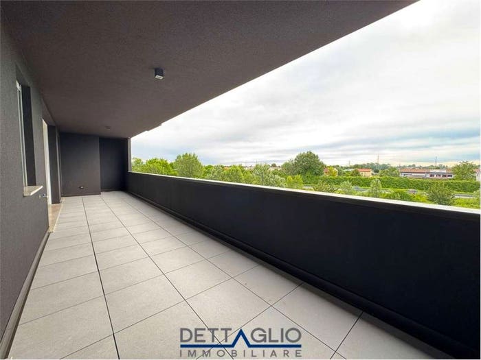 Appartamento con 5 locali in vendita in via velluti, Dolo
