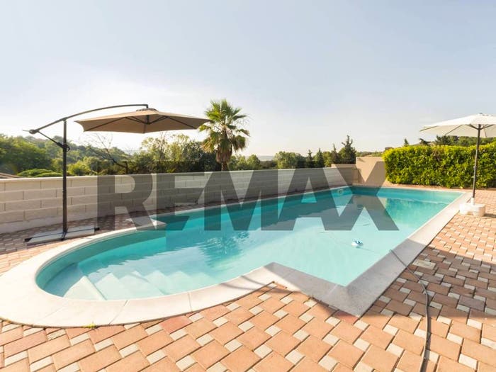Casa con 6 locali in vendita in Strada Comunale San Paolo, Montesilvano Colle, Montesilvano