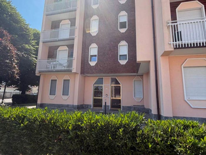 Appartamento bilocale in vendita in Via Trieste, Centro, Arosio