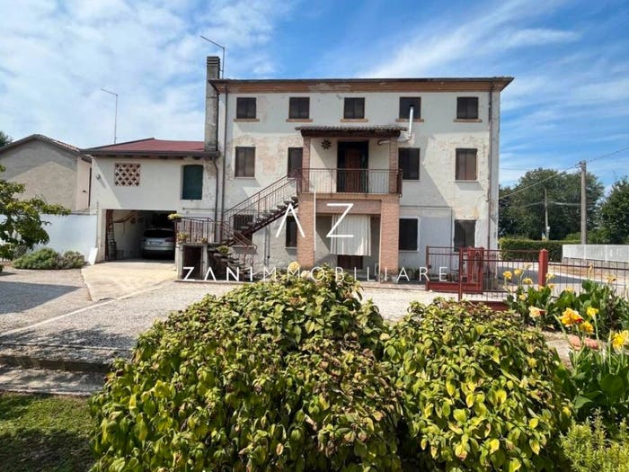 Casa con 5 locali in vendita in Via Comunetto, Castelfranco Veneto