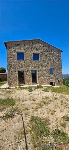 Casa con 5 locali in vendita in Centro, Poggibonsi