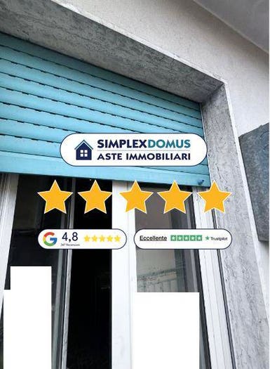 Appartamento trilocale in vendita in Via Paolo Busti, Venegono Superiore