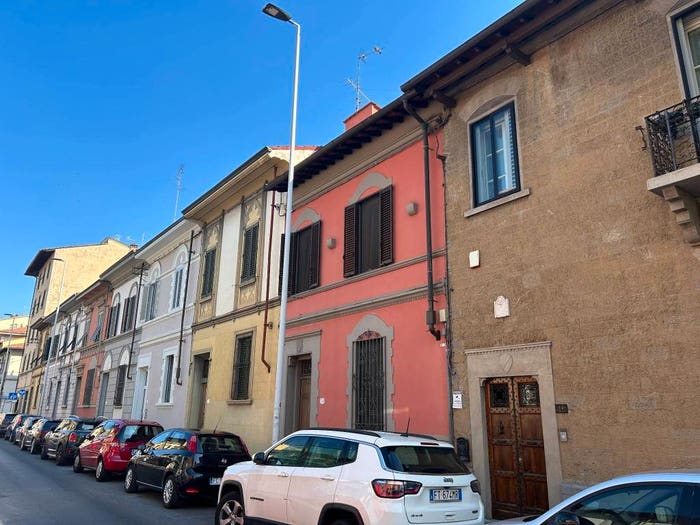 Casa con 6 locali in vendita in Via Pietro Toselli, Porta al Prato San Jacopino, Firenze