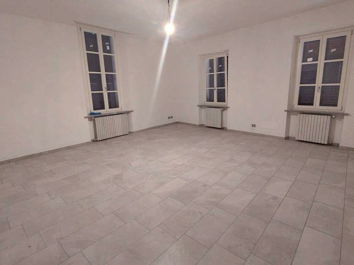 Appartamento quadrilocale in vendita in Via Roma, Centro, Pieve del Cairo
