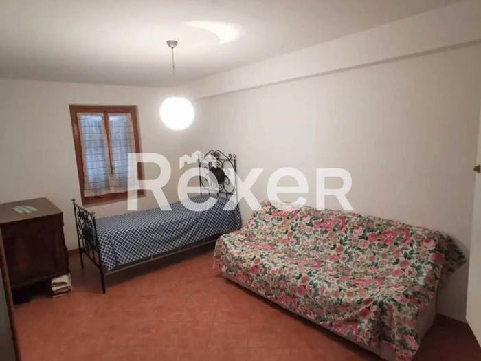 Casa con 5 locali in vendita in Corso Giacomo Leopardi, Centro, Serravalle di Chienti