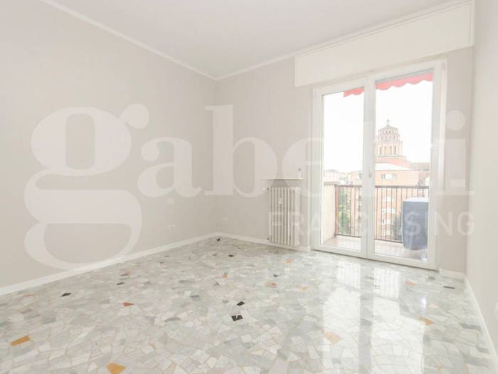Appartamento bilocale in vendita in Via Ajaccio, Città Studi, Milano