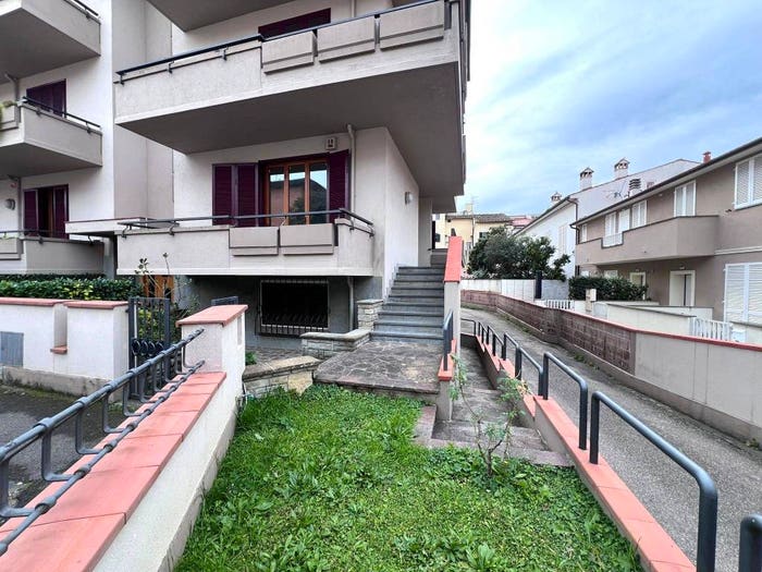 Appartamento con 6 locali in vendita in Via Antonio Canova, San Rocco Lungarno, Empoli