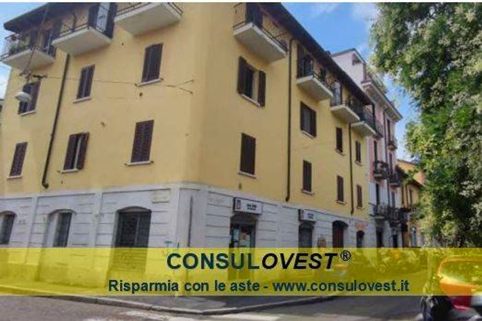 Appartamento bilocale in vendita in Piazza Anita Garibaldi, Baggio, Milano