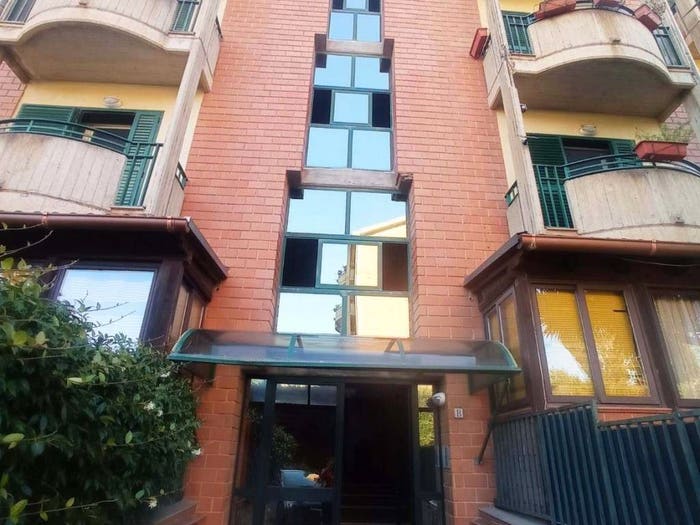 Appartamento quadrilocale in vendita in Via Mario Scelba, Centro, Caltagirone
