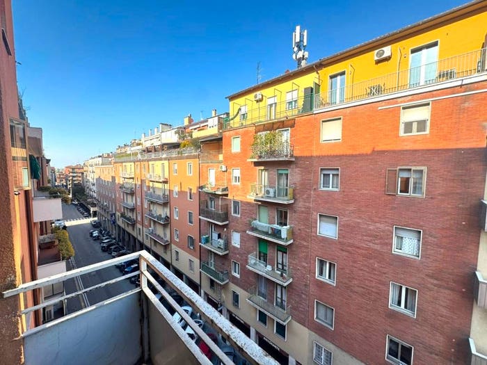 Appartamento quadrilocale in vendita in Via Riva di Reno, San Felice, Bologna