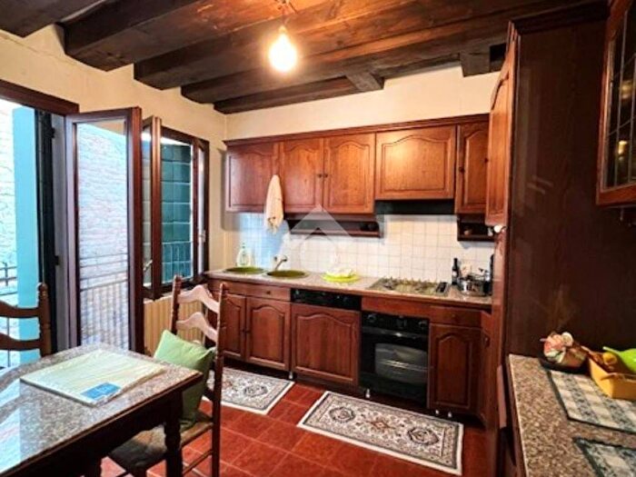 Appartamento con 5 locali in vendita in Calle dei Boteri, San Polo, Venezia