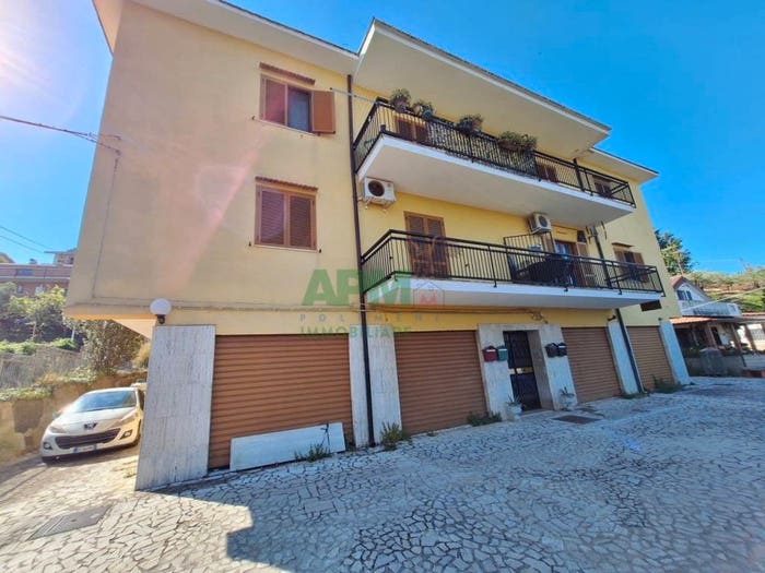 Appartamento con 5 locali in vendita in LOCALITA TIMPONE DEGLI ULIVI, Donnici, Cosenza