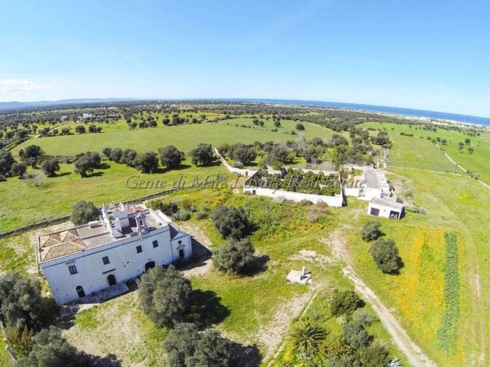 Casa con 6 locali in vendita in Contrada Tamburroni, Tamburroni Grottone Rosara, Ostuni