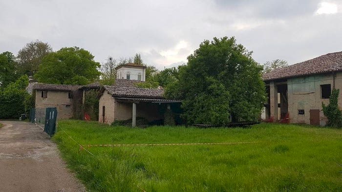 Casa quadrilocale in vendita in Stradello Ponte Ghiotto, Portile Paganine, Modena