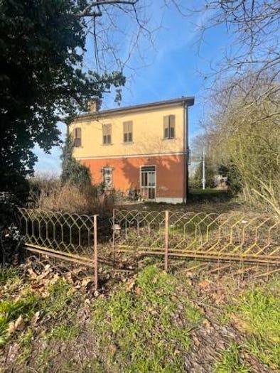 Casa con 6 locali in vendita in Via Primicello, La Saletta Tamara, Copparo