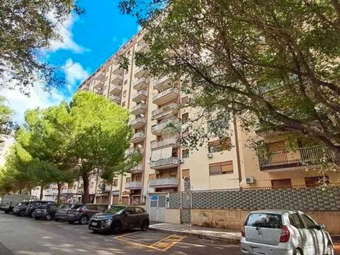 Appartamento con 5 locali in vendita in Via Guido Jung, Montepellegrino, Palermo