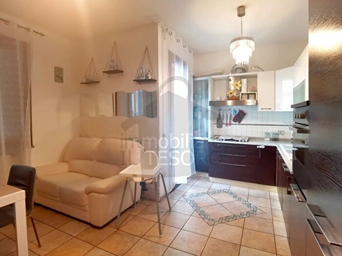 Appartamento trilocale in vendita in Via S Giovenale, Rimini
