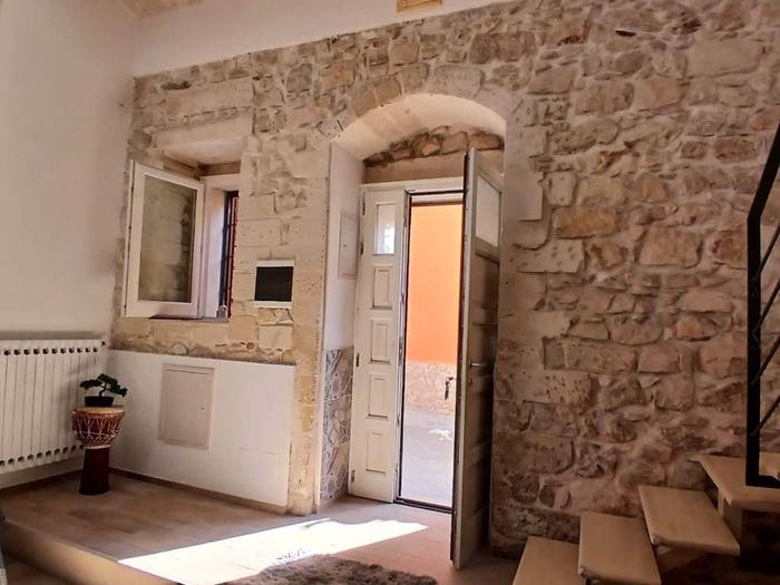 Appartamento bilocale in vendita in Vico Sbezzi, Centro, Ragusa