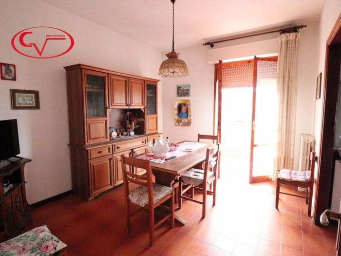 Appartamento con 5 locali in vendita in Via Arturo Toscanini, Torre, Bucine