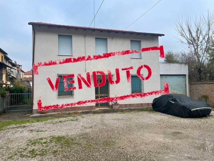 Casa con 6 locali in vendita in Via Correcchio, Sasso Morelli Sesto Imolese, Imola
