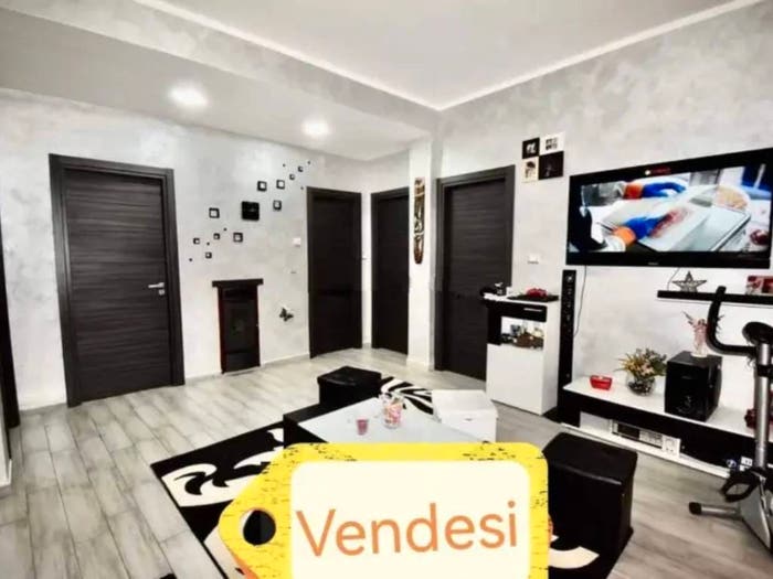 Appartamento con 5 locali in vendita in Viale della Vittoria, Canicattì