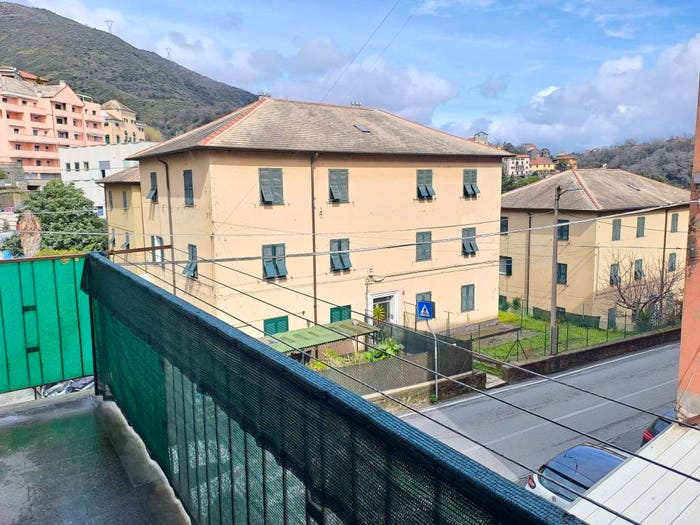 Appartamento bilocale in vendita in Via Fratelli di Coronata, Borzoli, Genova