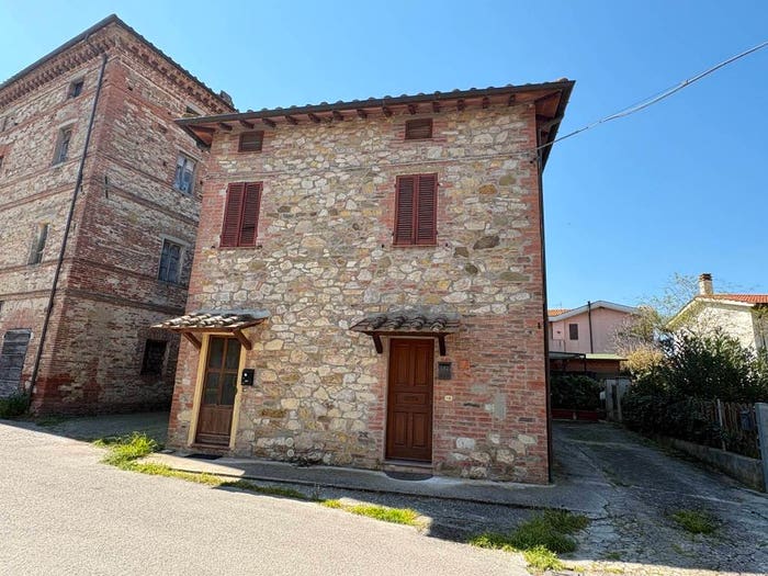 Casa bilocale in vendita in Via Amedeo, Panicarola, Castiglione del Lago