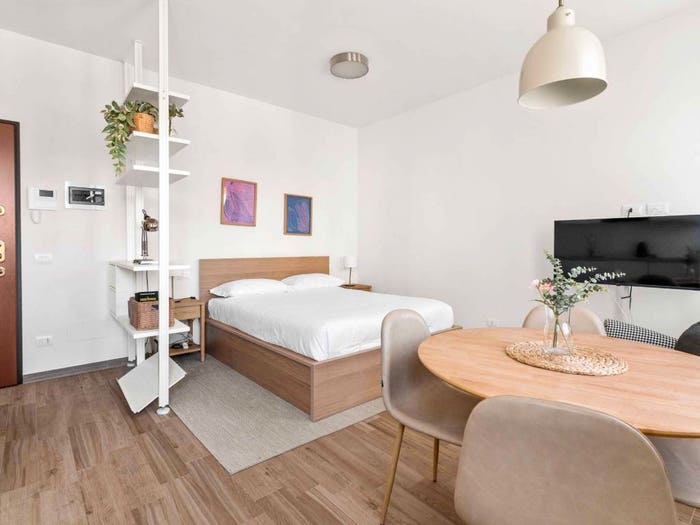 Appartamento monolocale in vendita in Via Spezia, Famagosta, Milano