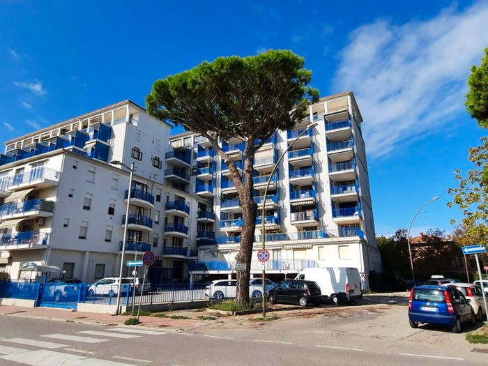 Appartamento trilocale in vendita in Viale Portogallo, Lido delle Nazioni, Comacchio