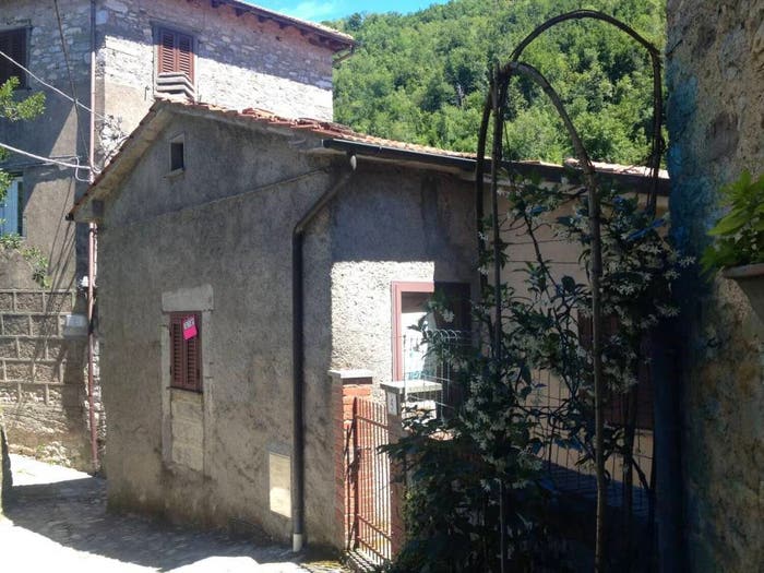 Casa trilocale in vendita in Via Collettino No Number, Fabbriche di Vergemoli