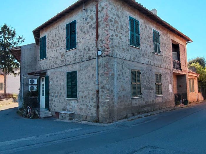 Appartamento con 5 locali in vendita in Via Strada Croce, Manziana