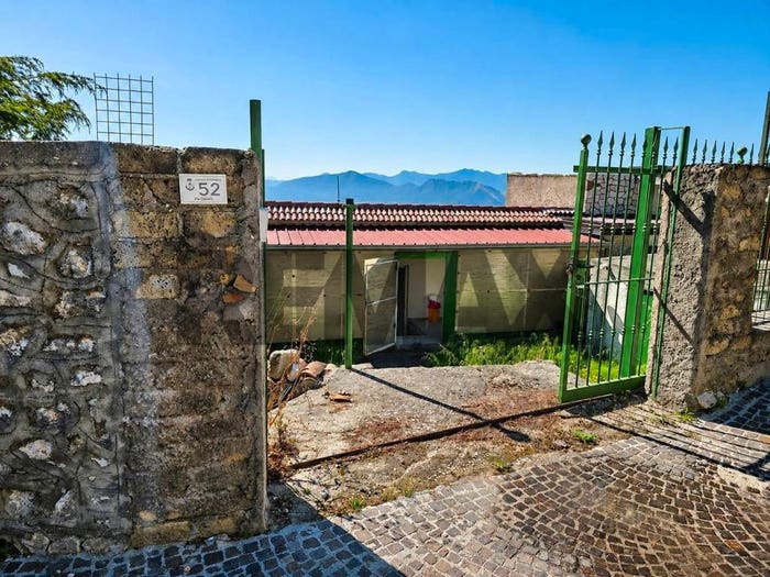 Casa con 5 locali in vendita in Presenzano