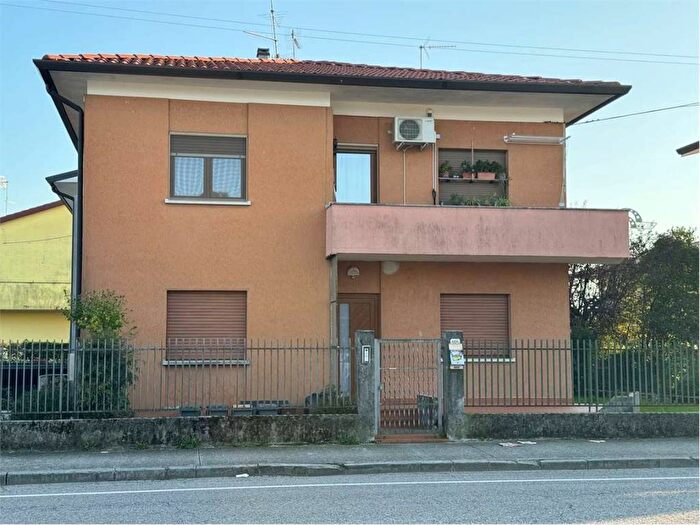 Appartamento con 5 locali in vendita in Via Del Bon, Via del Bon, Udine