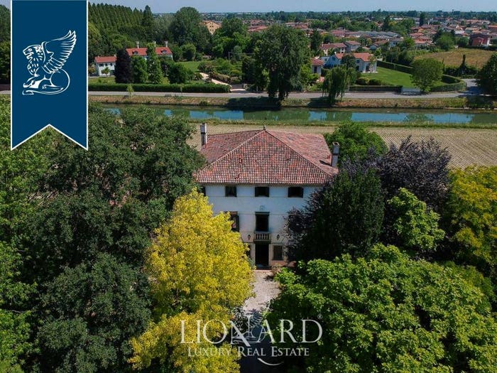 Casa con 6 locali in vendita in Fiesso d'Artico