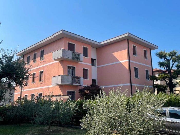 Appartamento trilocale in vendita in Via Giuseppe Verdi, Centro, Torbole Casaglia
