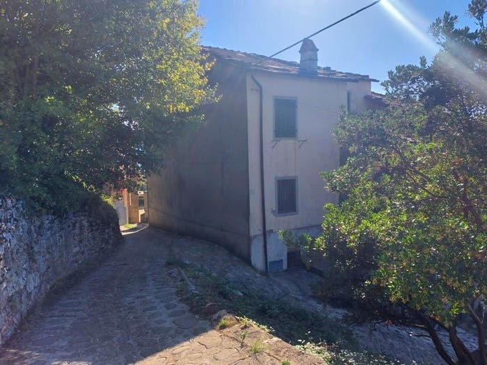 Casa con 6 locali in vendita in San Cassiano, Bagni di Lucca