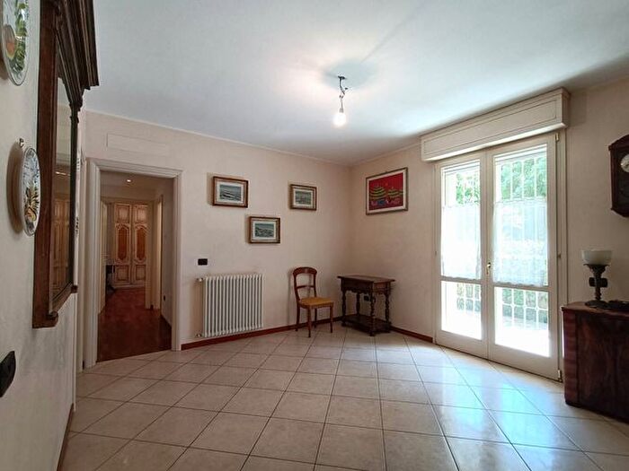 Appartamento trilocale in vendita in Via Don Enrico Tazzoli, Viareggio