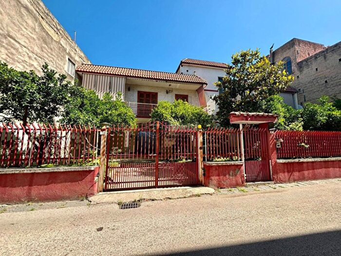 Casa con 6 locali in vendita in Via Papa Giovanni XXIII, Centro, Tufino