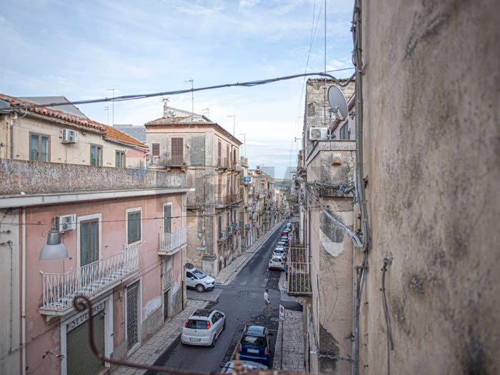 Casa trilocale in vendita in via Milazzo, Centro, Ragusa