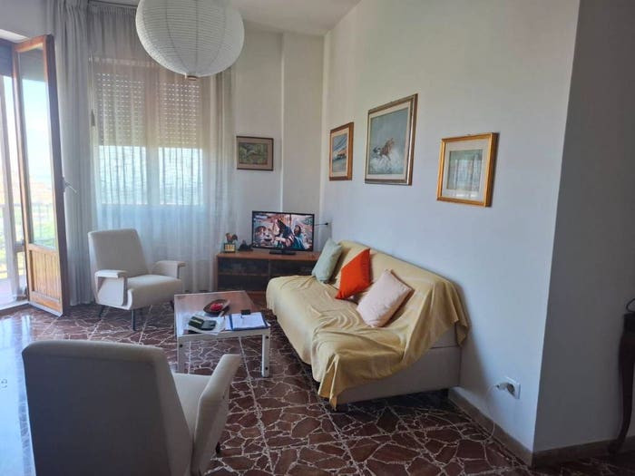 Appartamento quadrilocale in vendita in Viale della Libertà, Centro, Chianciano Terme