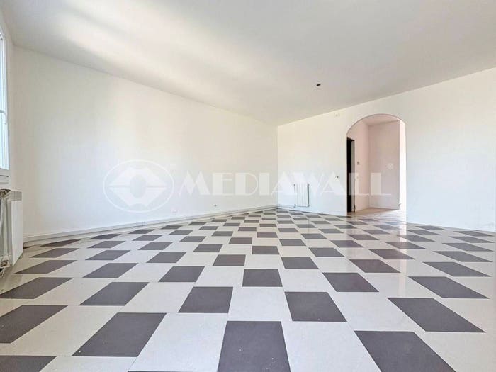 Casa con 6 locali in vendita in Via Brugnera, Vallenoncello, Pordenone