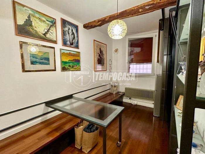 Appartamento monolocale in vendita in Via San Petronio Vecchio, Santo Stefano, Bologna